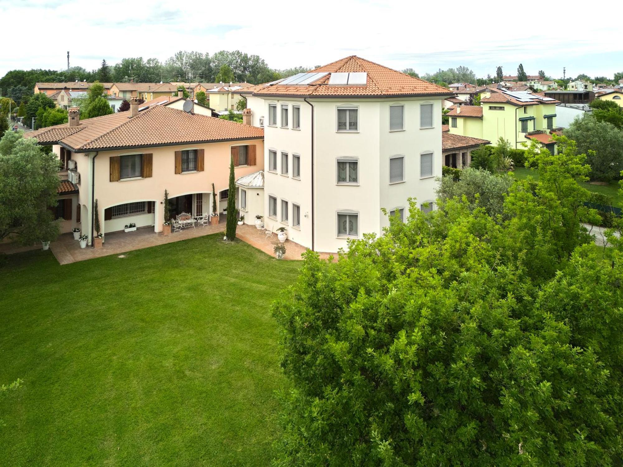 Boutique Hotel San Giovanni San Giovanni in Persiceto Exterior photo